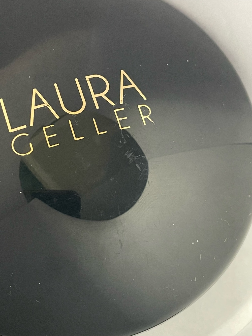 Laura Geller Baked Balance-N-Brighten
Foundation Medium .71 oz - Picture 7 of 7